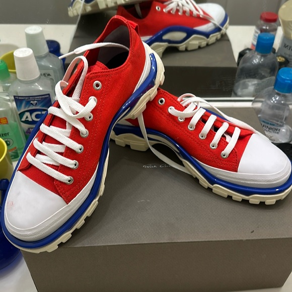 Raf Simon Adidas low top sneakers 🔥 - Picture 1 of 4